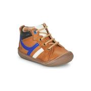 Hoge Sneakers GBB CALVO