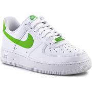 Lage Sneakers Nike Wmns Air Force 1 `07 W DD8959-112