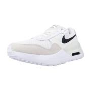 Sneakers Nike SYSTM