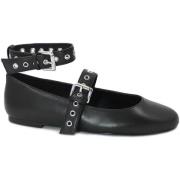 Ballerina's Steve Madden STE-I24-MACBETH-BL