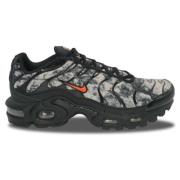 Lage Sneakers Nike Air Max Plus TN Black Orange Camo