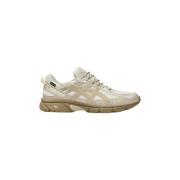 Nette schoenen Asics 1203A560