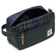 Toilettas Herschel Chapter Travel Kit