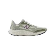 Sneakers New Balance Sneakers WARISTD4