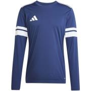 T-shirt adidas -