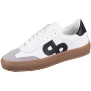 Sneakers Pavement -