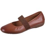 Ballerina's Josef Seibel -