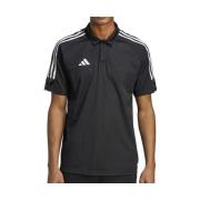 T-shirt adidas -