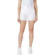 Korte Broek Calvin Klein Jeans MOM J20J225153