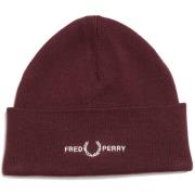Pet Fred Perry -