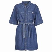 Korte Jurk Calvin Klein Jeans LINEN BOXY BELTED SHIRT DRESS