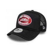 Pet New-Era Graphic patch trucker newera