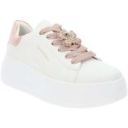 Sneakers Queen Helena X328