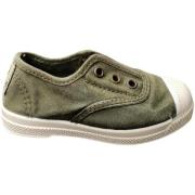 Sneakers Natural World 470