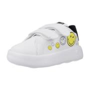 Lage Sneakers adidas ADVANTAGE SMILEY CF