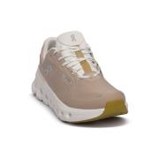 Lage Sneakers On CLOUDRUNNER 2 WATERPROOF