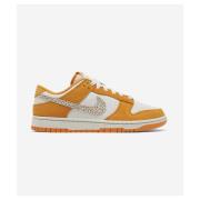Lage Sneakers Nike Dunk Low AS Safari Swoosh Kumquat