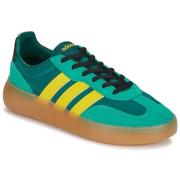 Lage Sneakers adidas BARREDA DECODE J