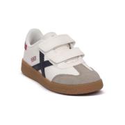 Lage Sneakers Munich 10 MINI BARRU