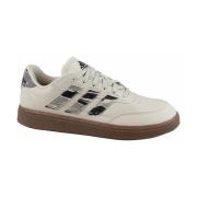 Lage Sneakers adidas Courtblock