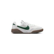 Lage Sneakers Nike HV9702