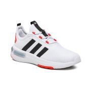 Lage Sneakers adidas Racer Tr23