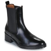 Laarzen Anthology Paris 7456