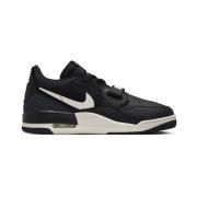 Lage Sneakers Nike Jordan Legacy 312 Low