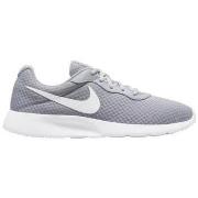 Lage Sneakers Nike 818382_012_tanjun_ps