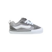 Lage Sneakers Vans Baskets basses Knu Skool gris