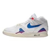 Hoge Sneakers Nike Air Tech Challenge II Pixel Court (2025)