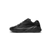 Lage Sneakers Yeezy 700 V2 Vanta