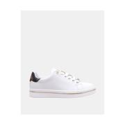 Lage Sneakers Guess STASEY FLPSTA ELE12