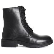 Enkellaarzen Café Noir C1XV1044