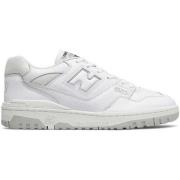 Lage Sneakers New Balance 550 COURT white