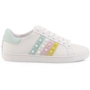 Lage Sneakers Guess JACOBB-FL6JCB-LEA12 white