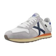 Lage Sneakers Munich MASSANA CLASSIC MAN 600