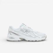 Lage Sneakers New Balance 740 White/Silver