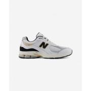 Sneakers New Balance 2002R White Black Gold Metallic