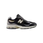 Lage Sneakers New Balance 2002R Black Sea Salt Gold Metallic