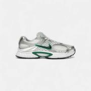 Lage Sneakers Nike -v5-rnr-white-malachite