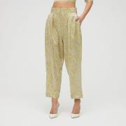 Harembroek Sabina Musáyev HAWKMICROFIORI