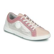 Lage Sneakers Pataugas JOHANA