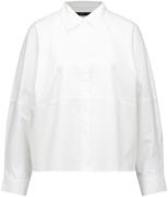 With Black Blouse Rebecca Wit dames