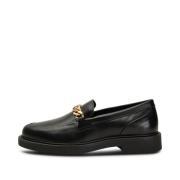 Gladleren loafer met gouden kettingdetail Shoe the Bear , Black , Dame...