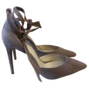 Pre-owned Suede heels Alexandre Birman Pre-owned , Beige , Dames