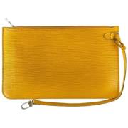 Tweedehands koppeling Louis Vuitton Vintage , Yellow , Dames