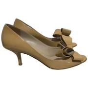 Pre-owned Leather heels Valentino Vintage , Beige , Dames