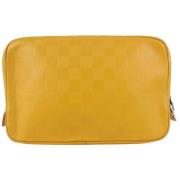 Tweedehands koppeling Louis Vuitton Vintage , Yellow , Dames