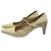 Pre-owned Pumps Louis Vuitton Vintage , Beige , Dames